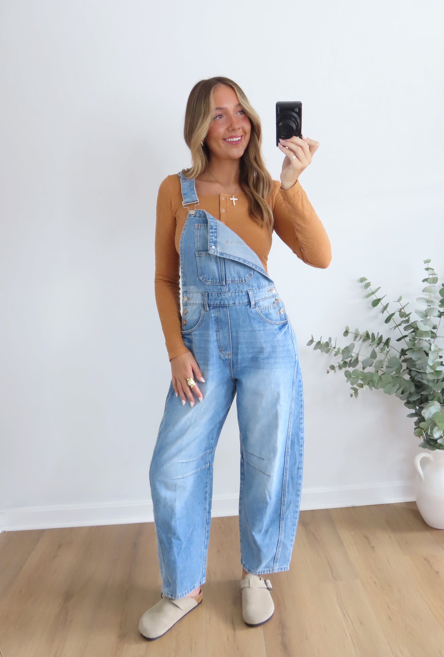 Barrel Babe Overall's- LIGHT WASH