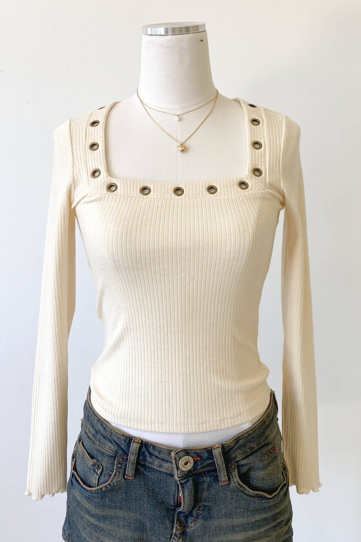 Nova Grommet Long Sleeve Top