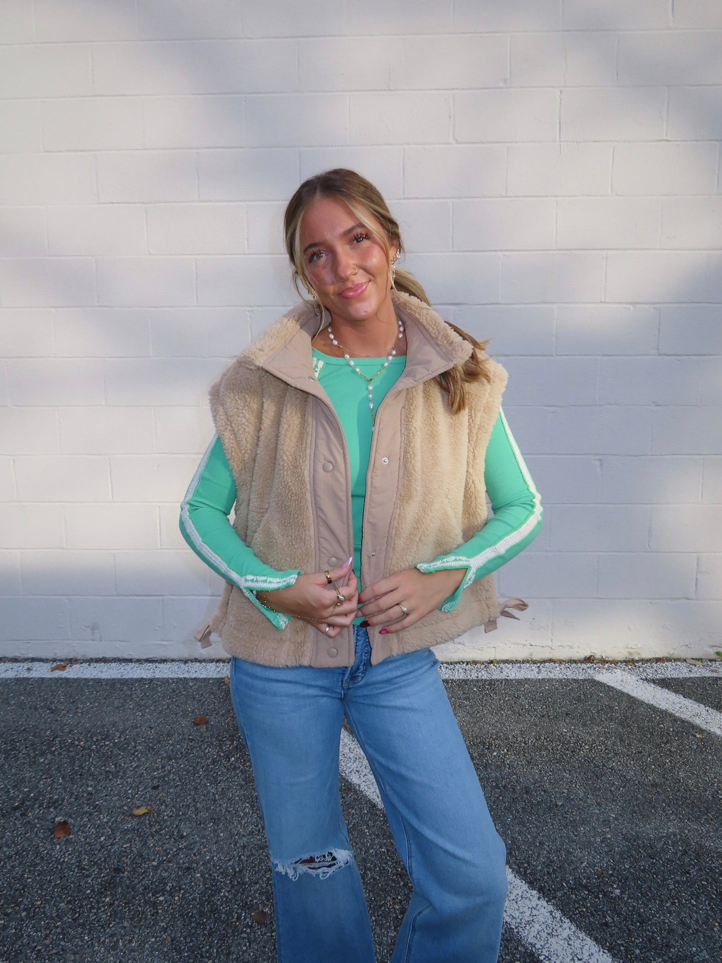 Weekend Cabin Vest (beige)