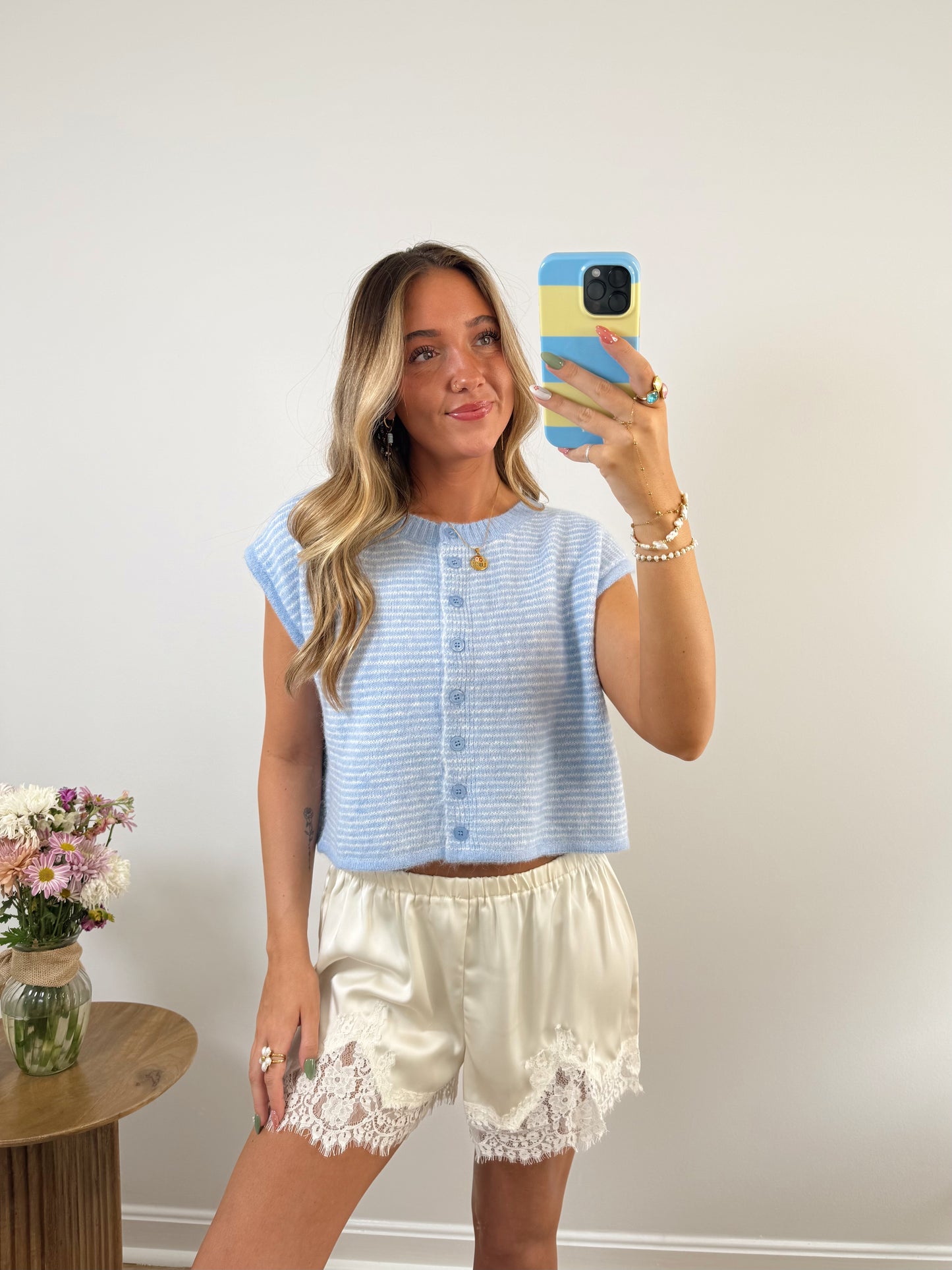 Sky Light Sleeveless Cardigan