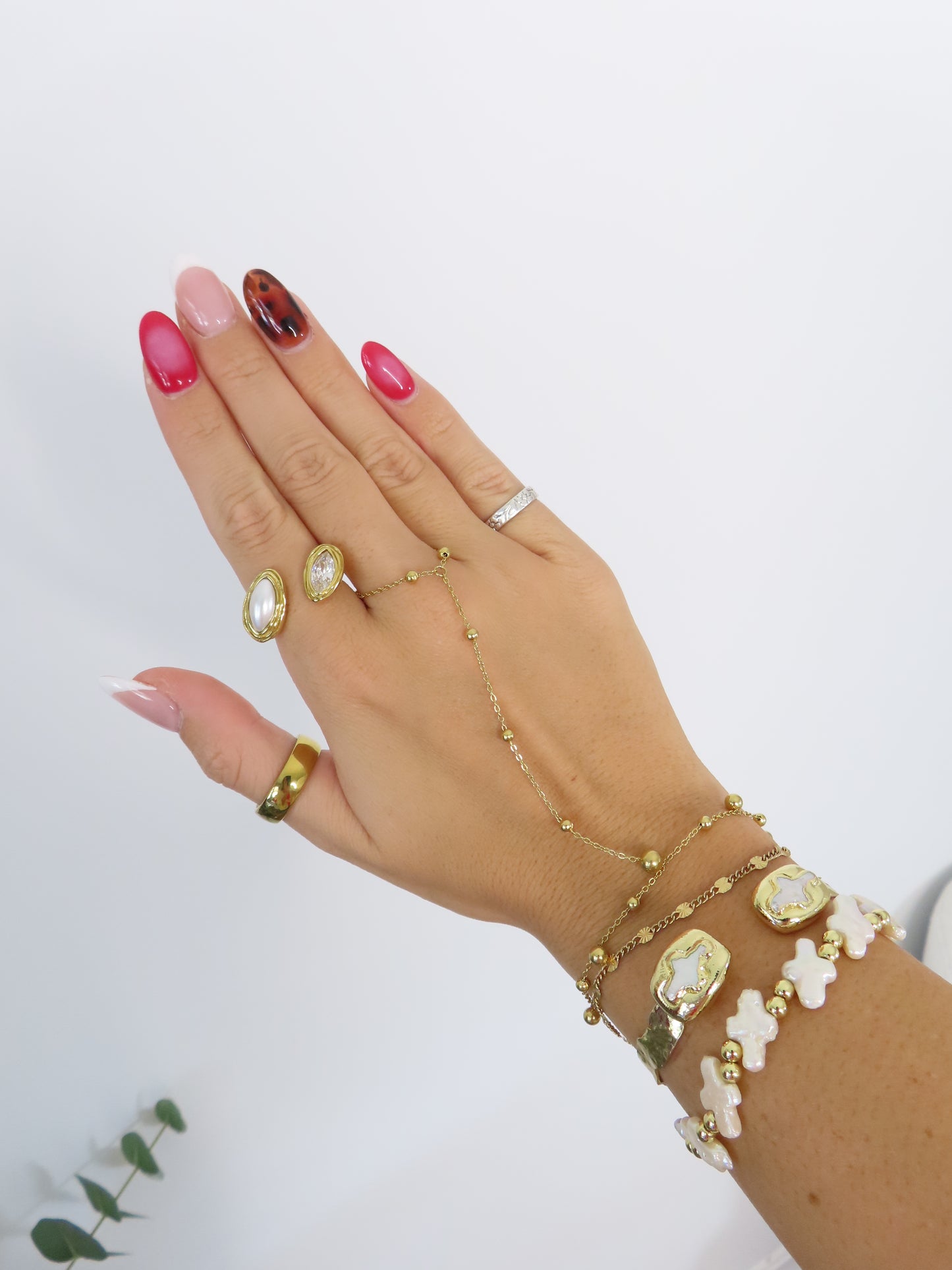 Halo Hand Chain