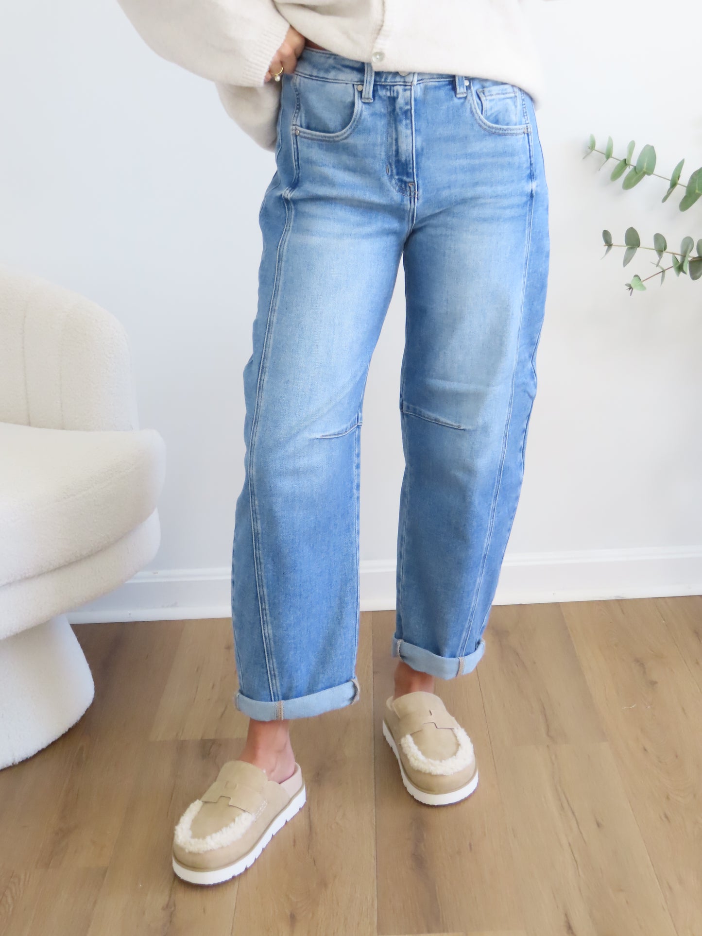 Risen Barrel Jeans