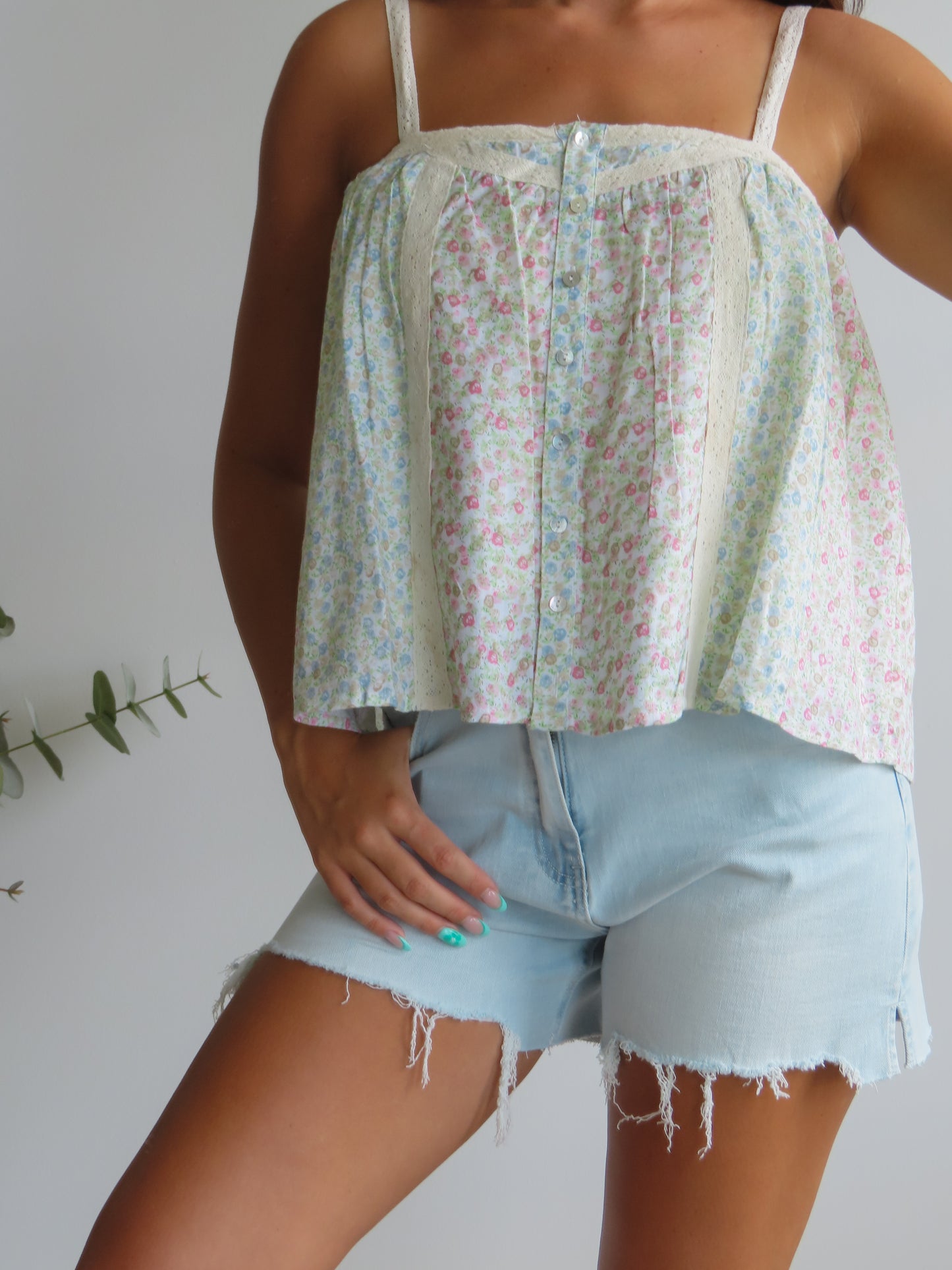 Spring Picnic Tank