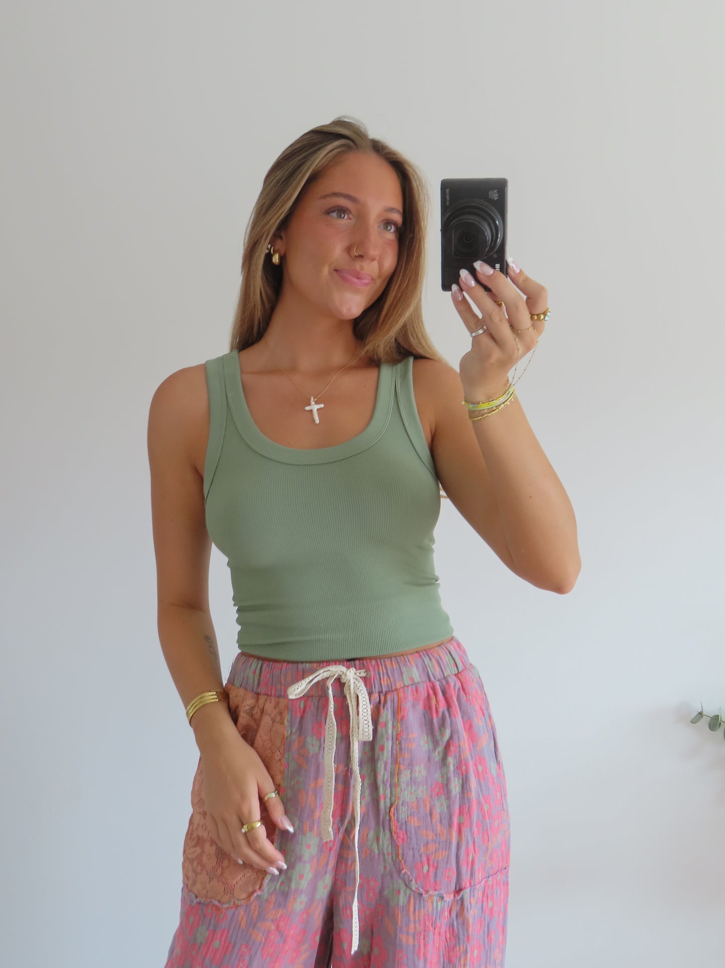 Perfect Layer Reversible Tank