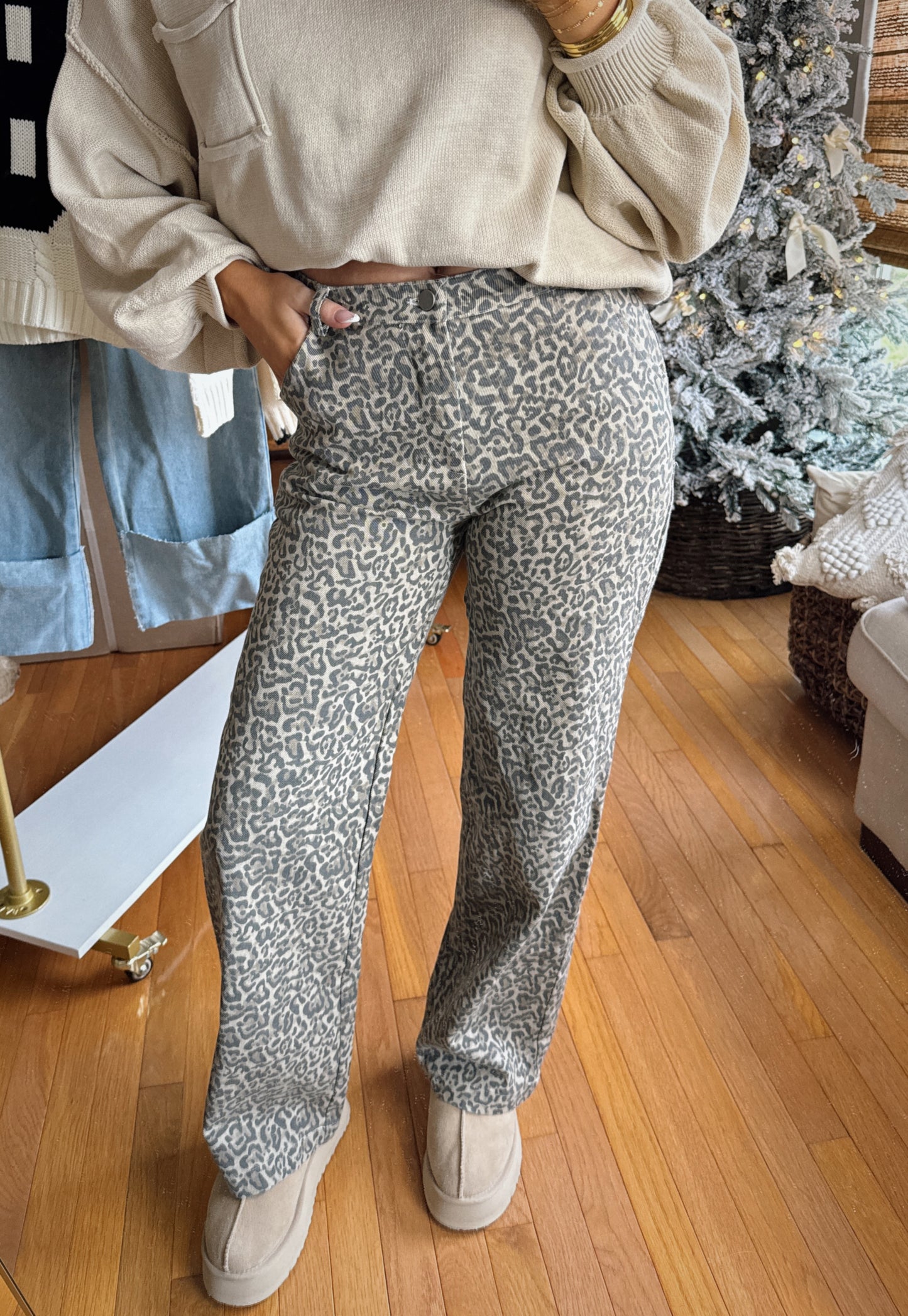 Roaming Leopard Pants