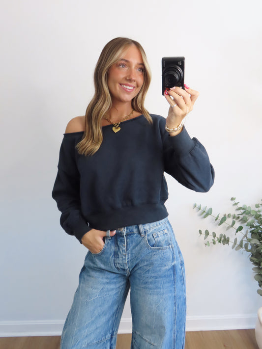 Fall Breeze Pullover (Navy)