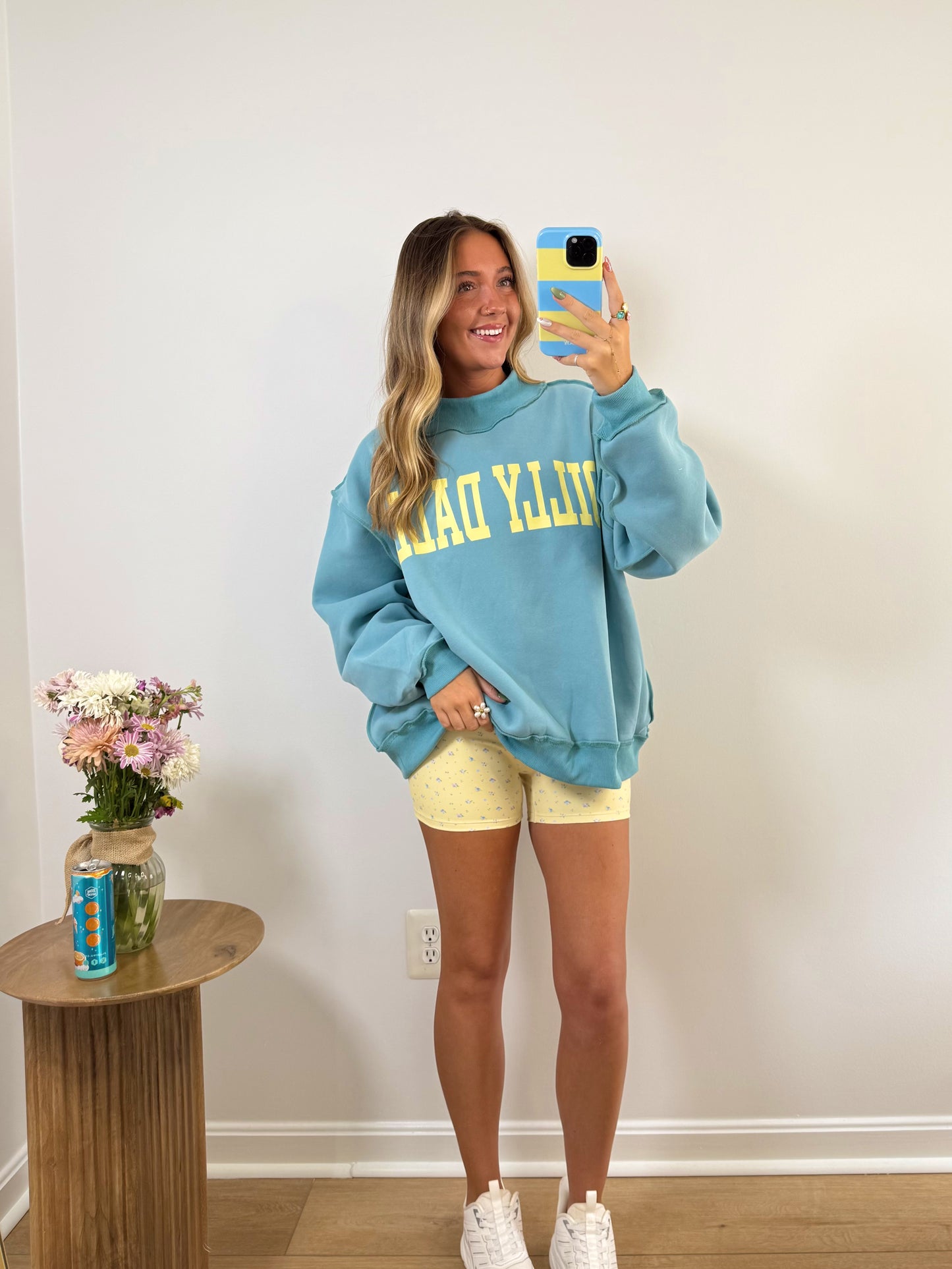 Dilly Dally Mockneck