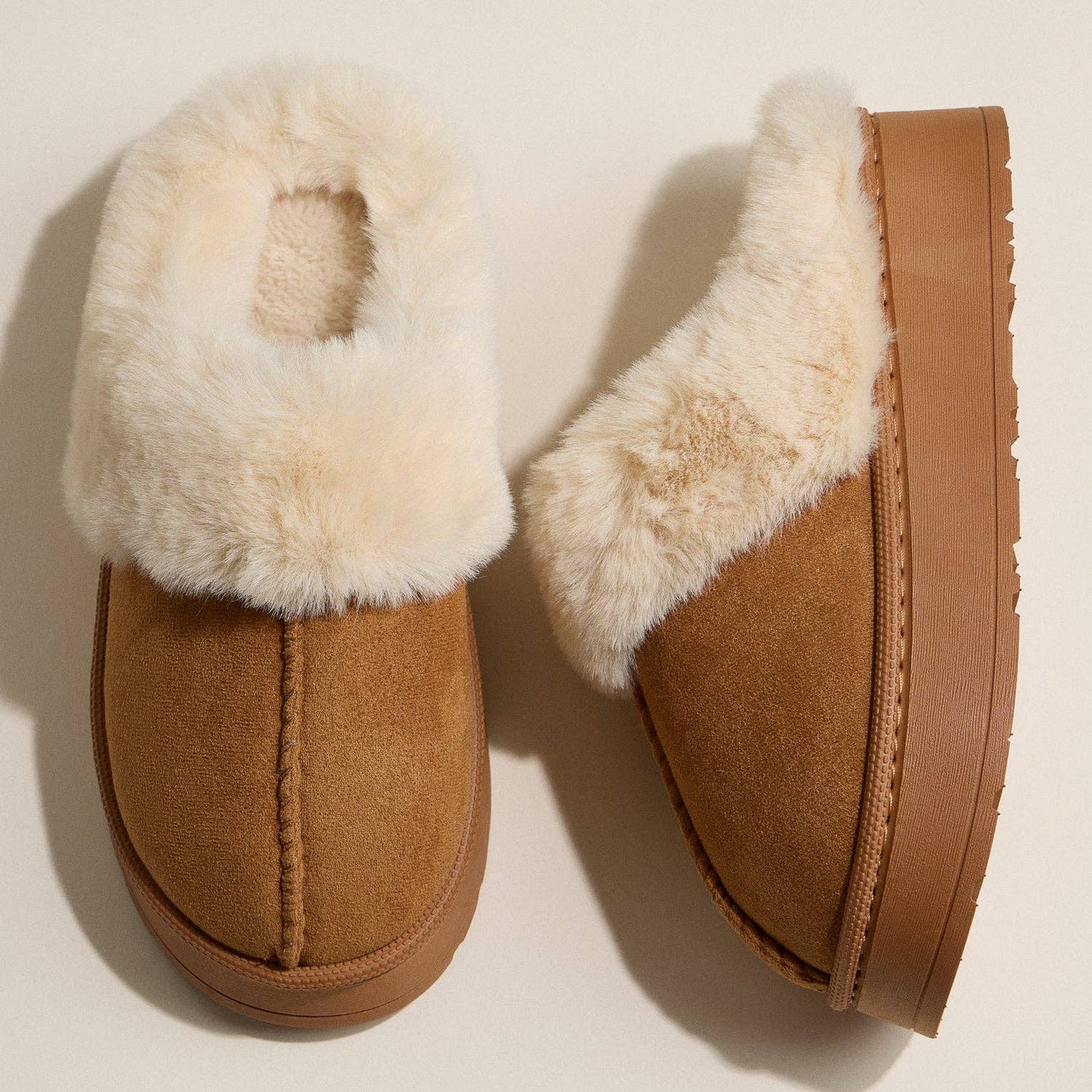 Cozy Claus Platform Sherpa Slippers