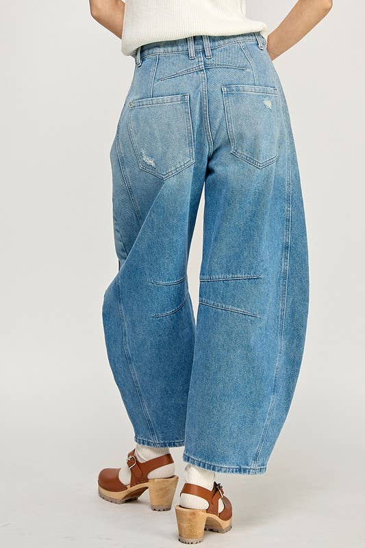 Distressed Barrel Jeans
