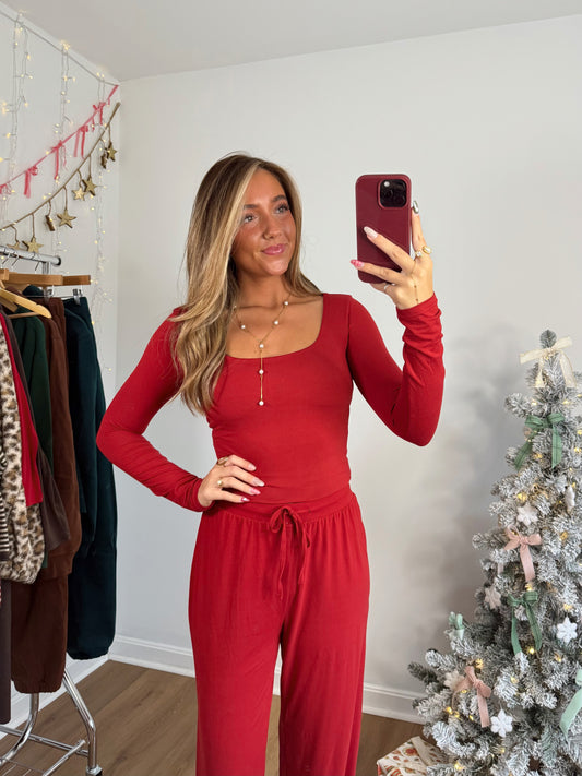 Home For The Holidays Top (red)