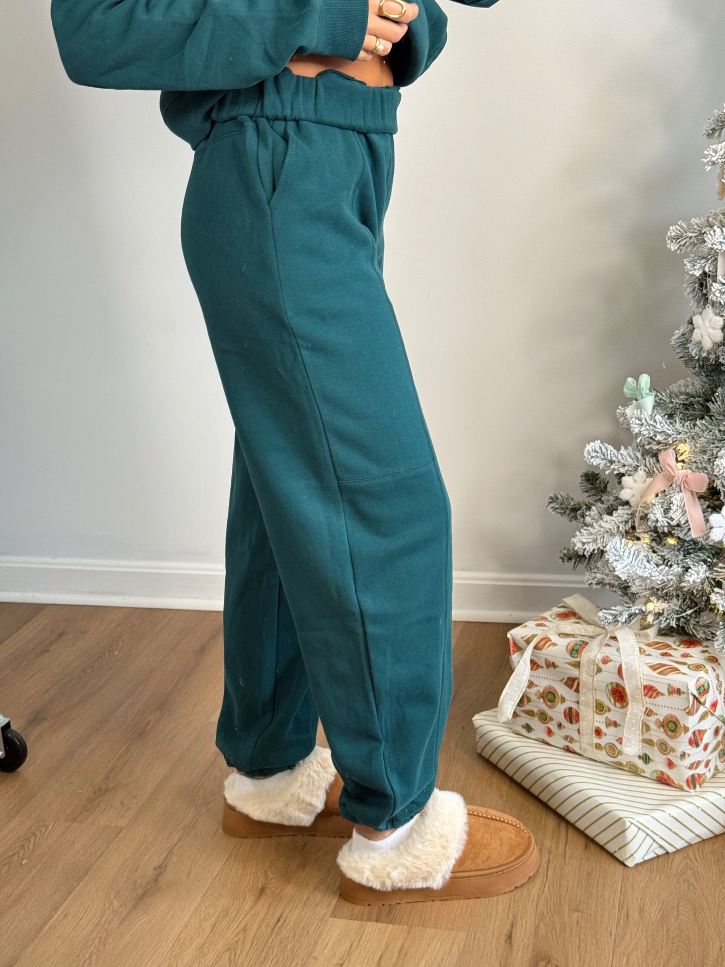 All Is Cozy Joggers (deep green)