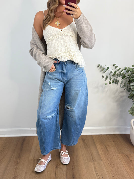 Distressed Barrel Jeans