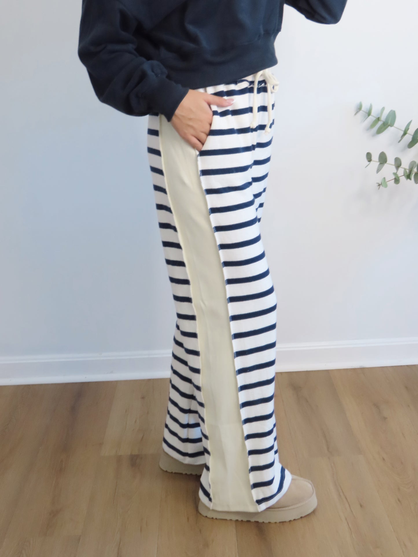 Falling For Cozy Bottoms
