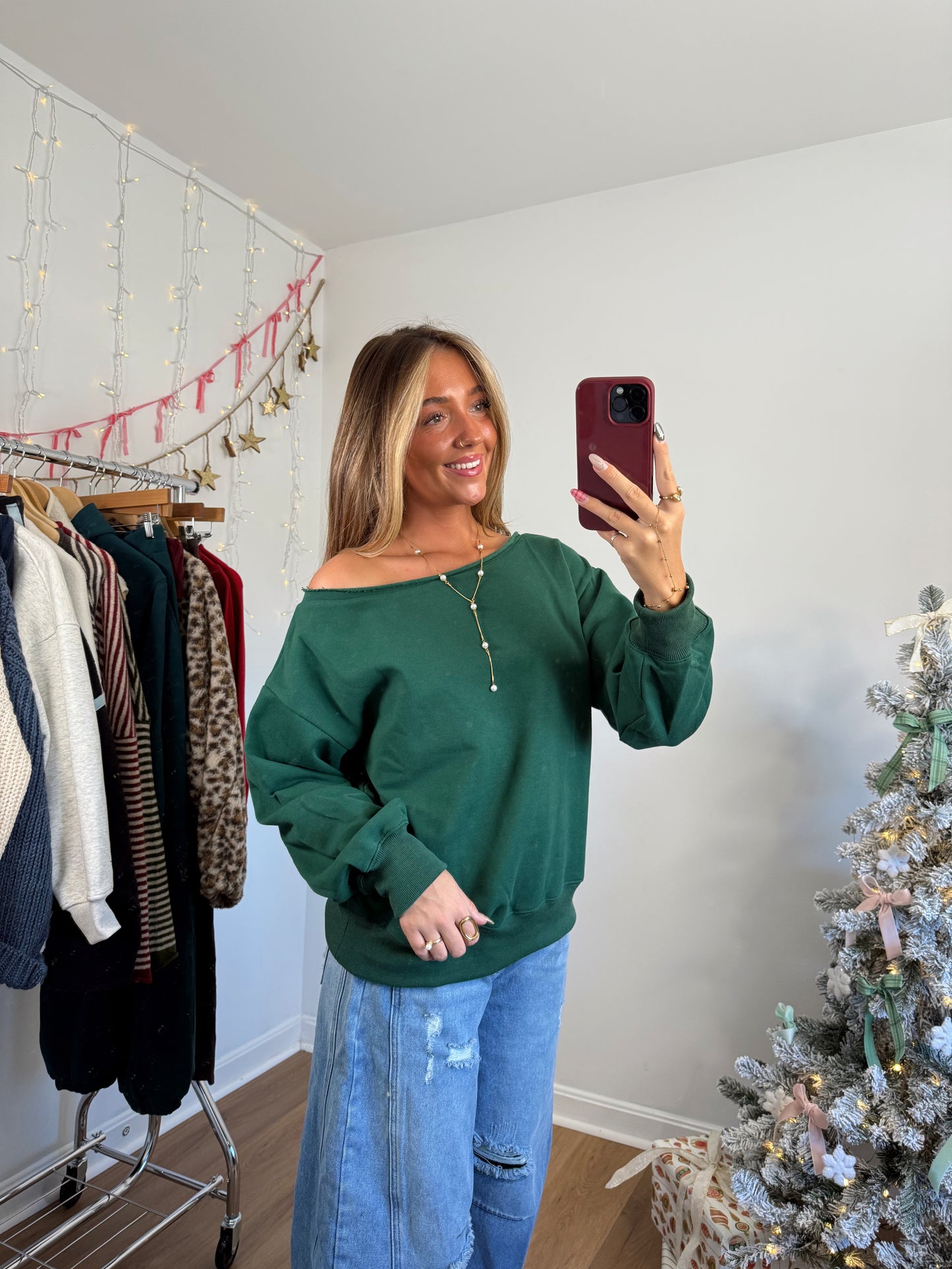 Stay Awhile Pullover (green)