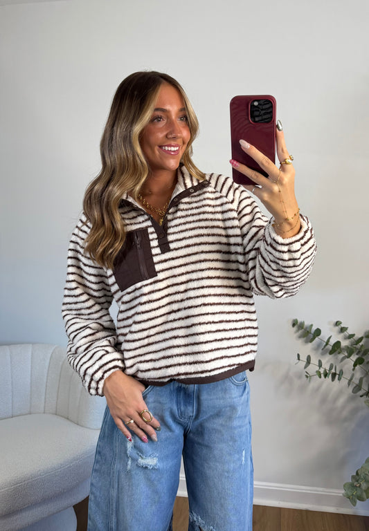 Maple Lodge Pullover