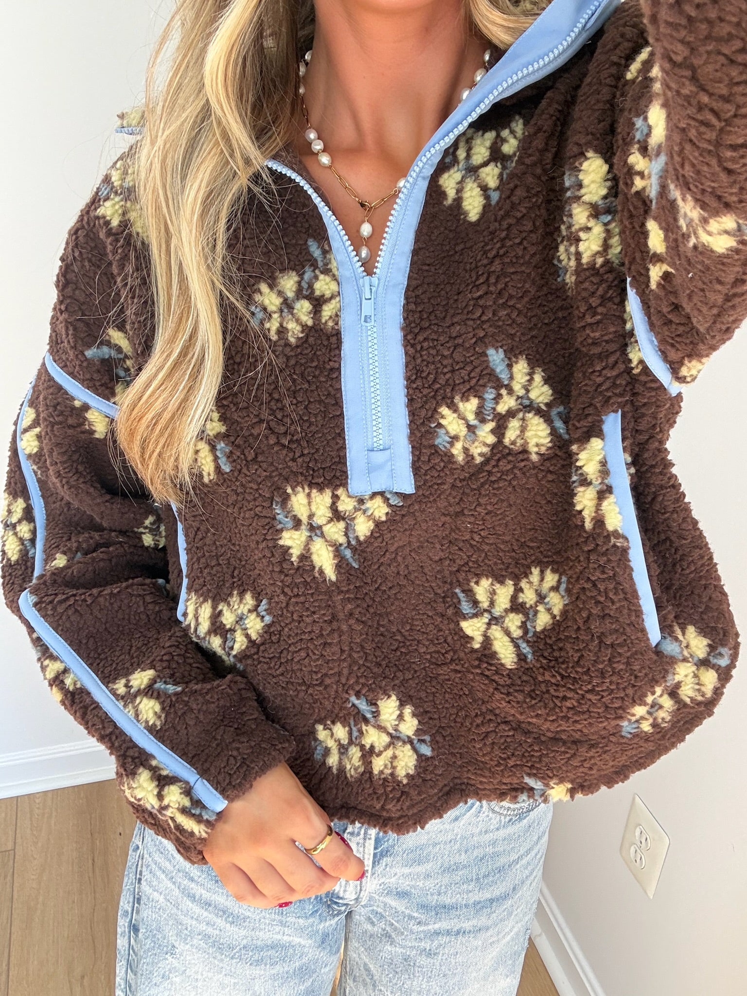 Trail Blossom Sherpa Pullover