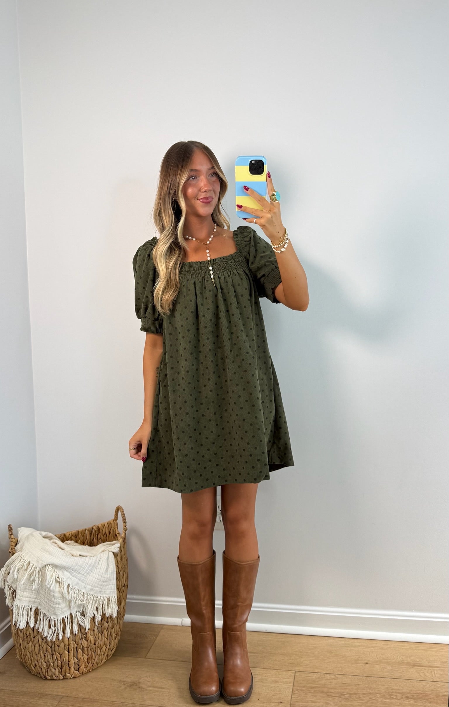 Hattie Mini - Pine