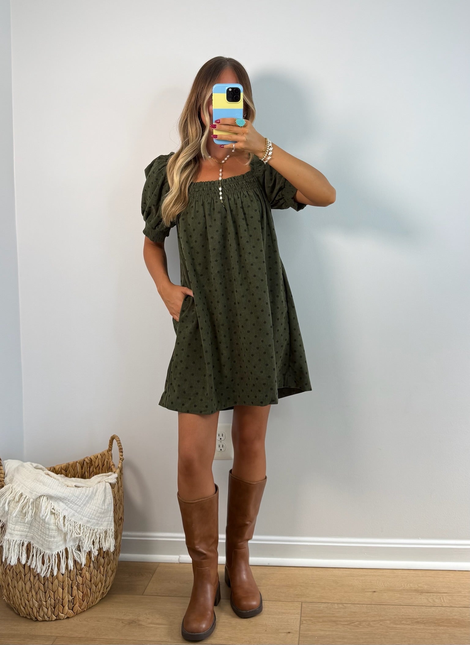 Hattie Mini - Pine