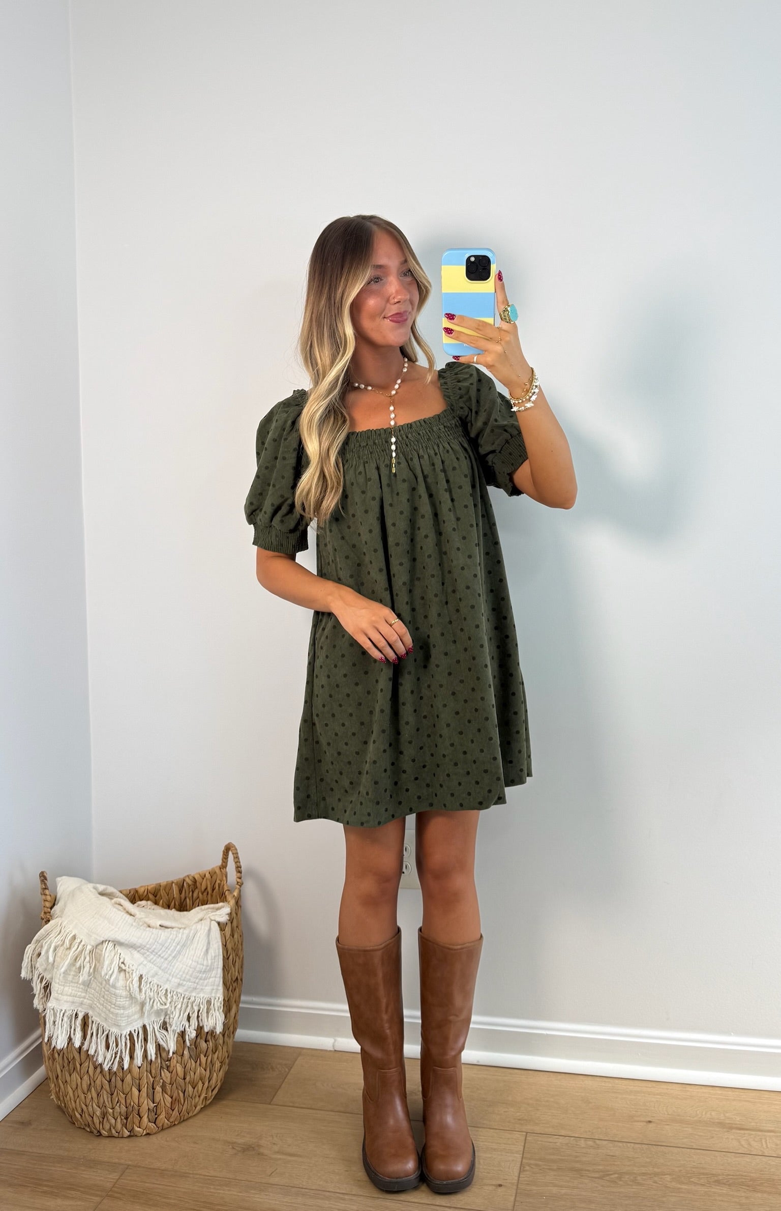 Hattie Mini - Pine