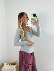 Essential V-Neck Henley - Grey