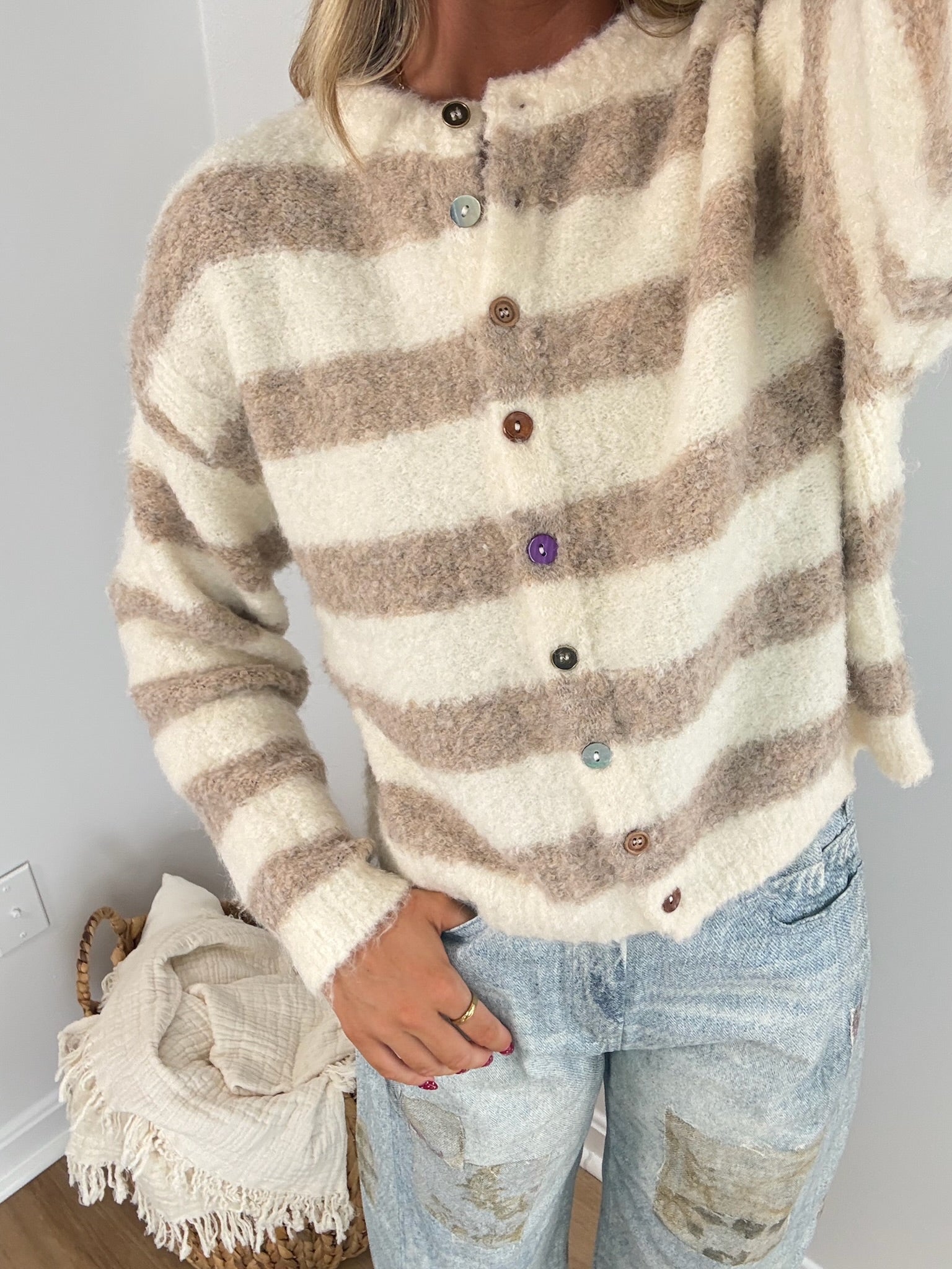 Quinn Cardi - Taupe