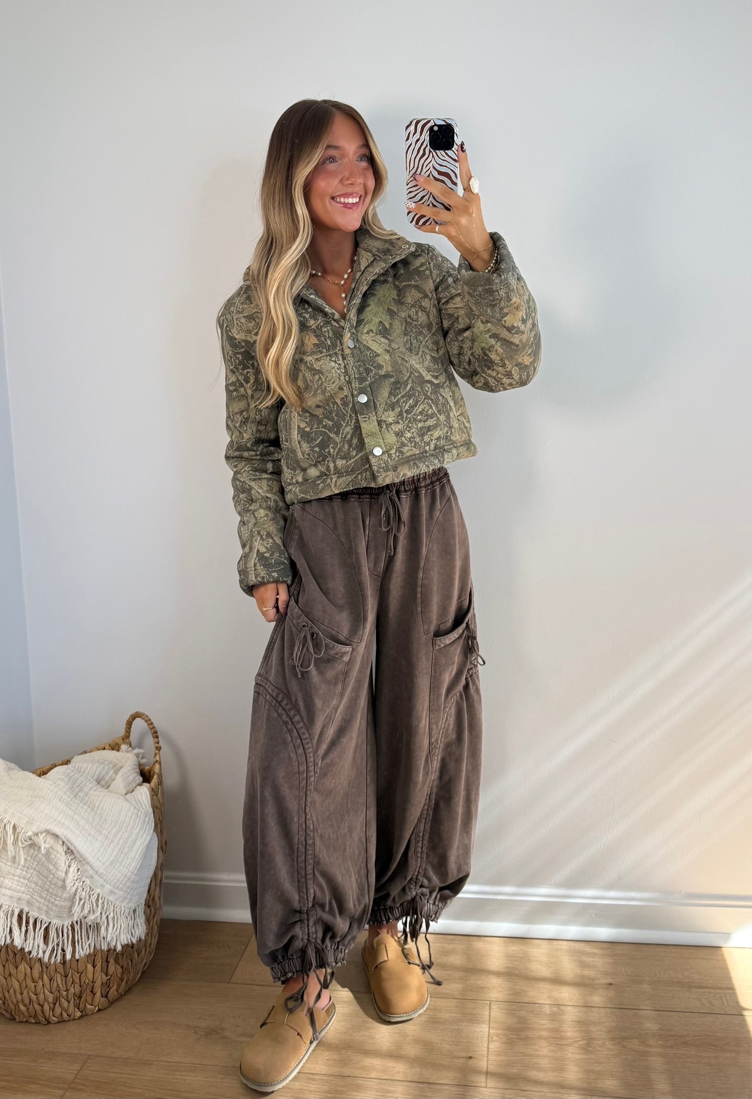 Carefree Joggers - Mocha