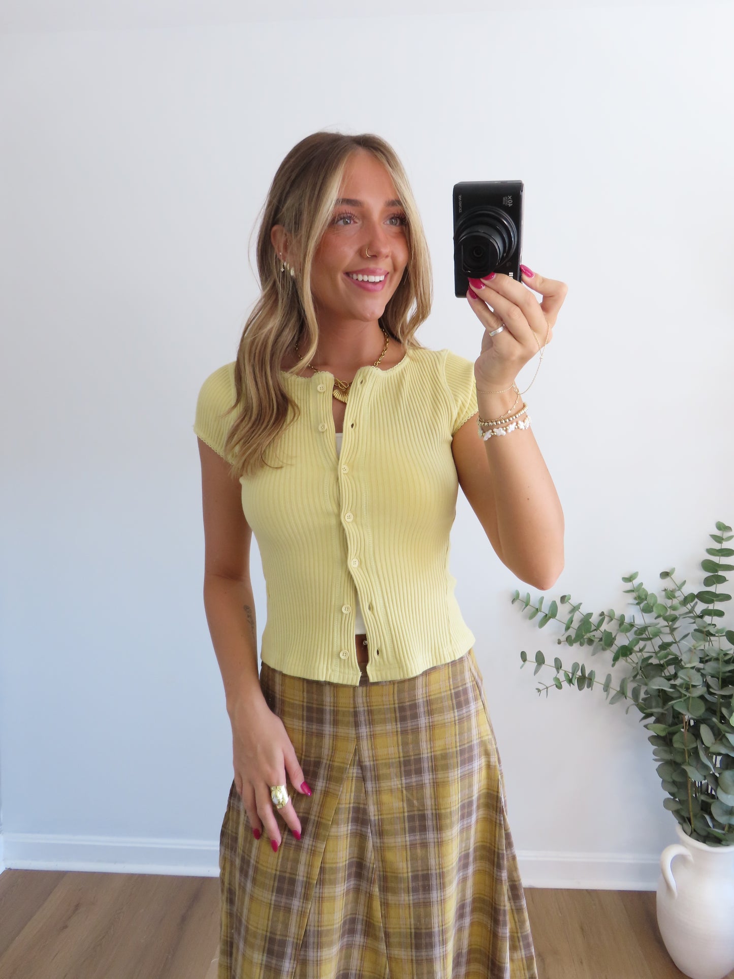 Buttercup Button Up