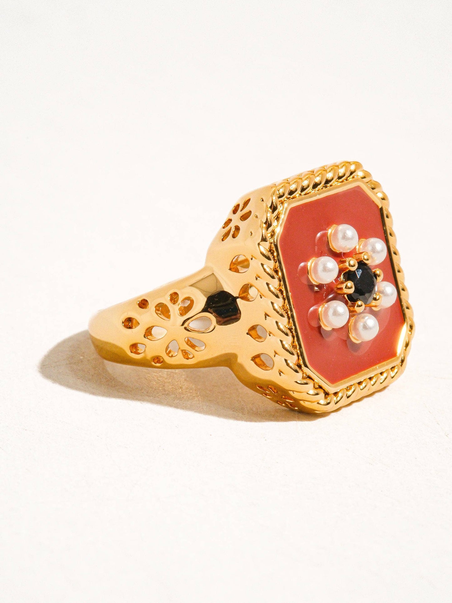 Noel Bloom Adjustable Ring